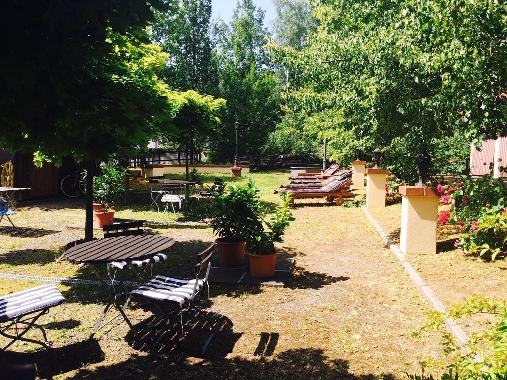 Hotel Bb Bahnhof Bertsdorf Olbersdorf Bagian luar foto