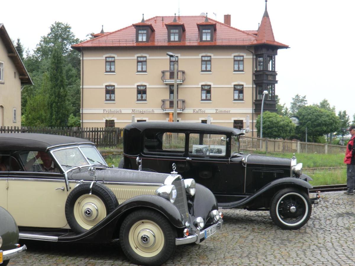 Hotel Bb Bahnhof Bertsdorf Olbersdorf Bagian luar foto