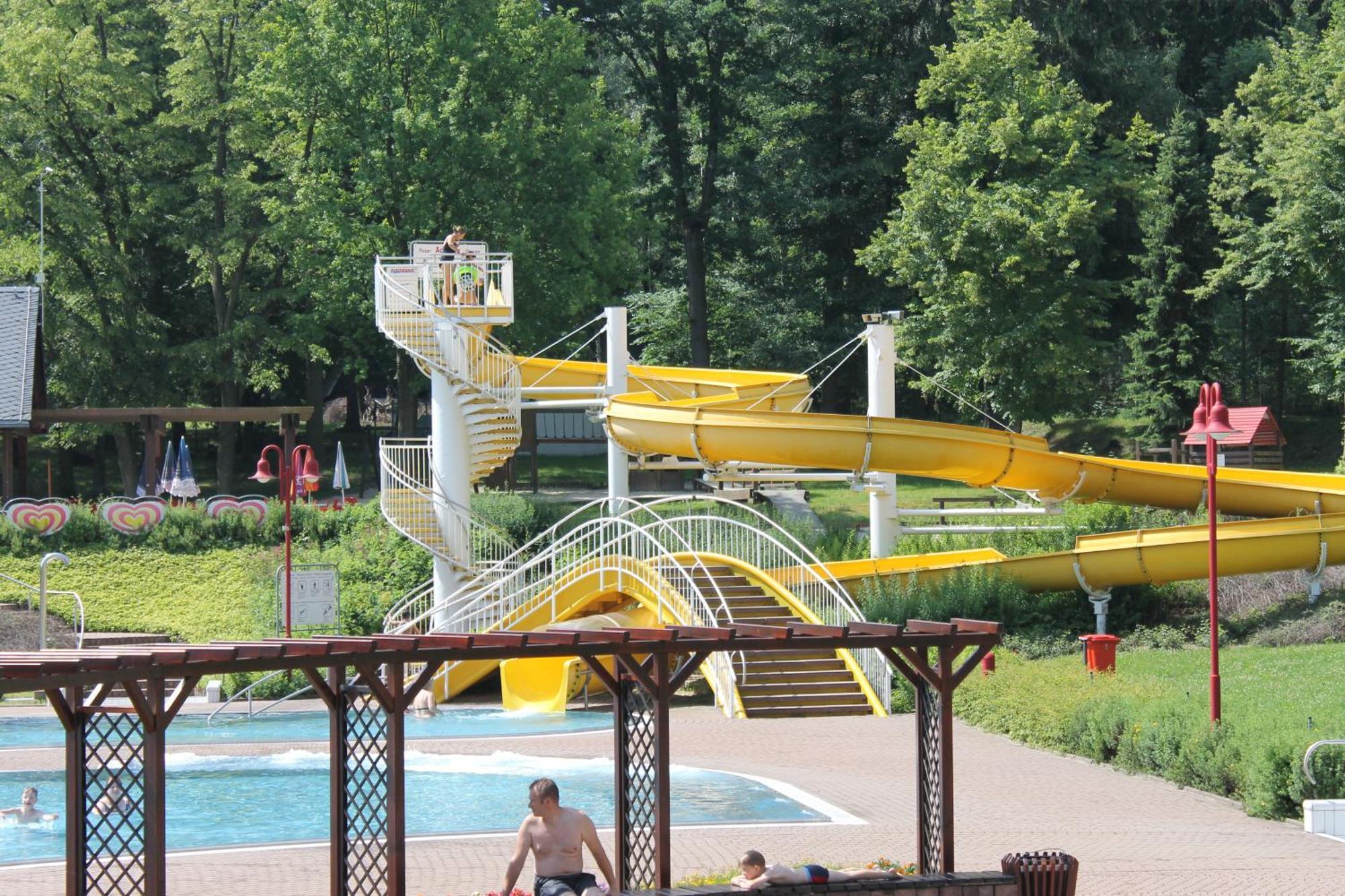 Hotel Bb Bahnhof Bertsdorf Olbersdorf Bagian luar foto