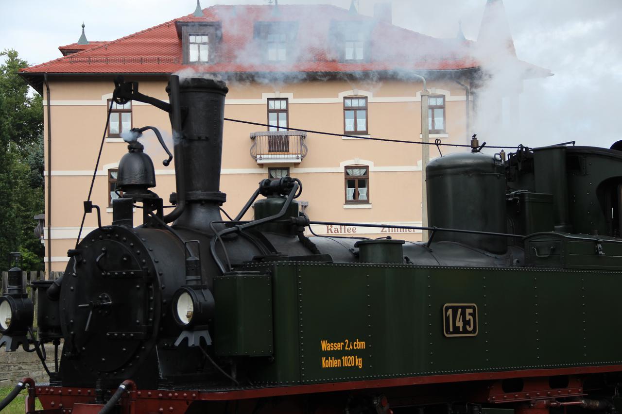 Hotel Bb Bahnhof Bertsdorf Olbersdorf Bagian luar foto